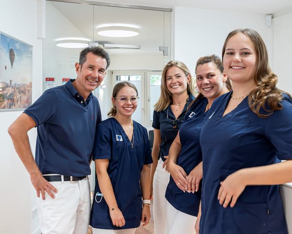 Zahnarzt Praxisteam - Dr. Horatio Zieger Bonn Beuel